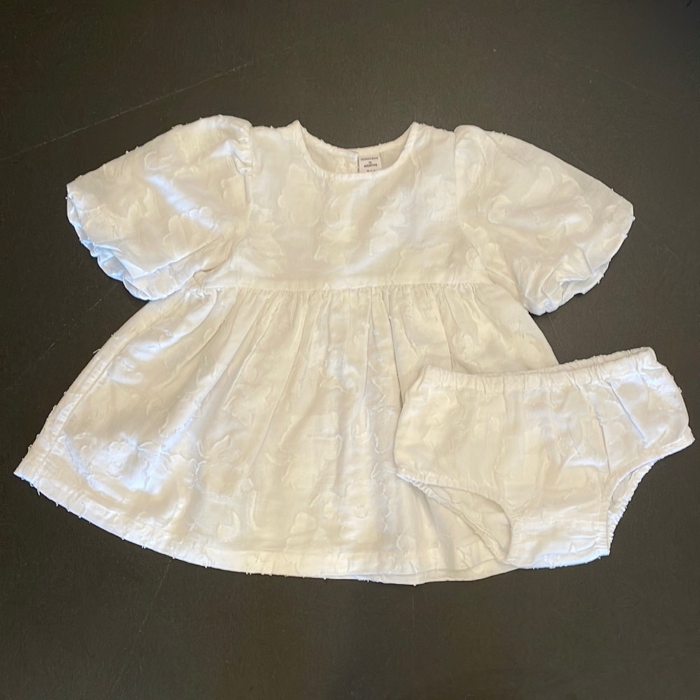 Beautiful Nordstrom Baby two piece outfit. 12 mos